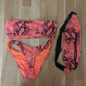 NWOT TRIANGL snake/python coral bikini size S/M